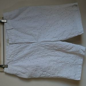 Details white embroidered eyelet shorts size 10